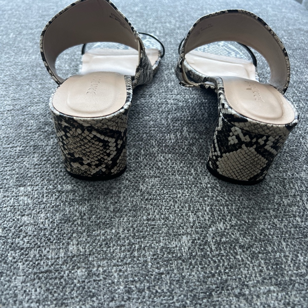 Heels - Picture 3 of 3